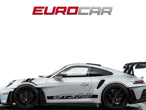Used 2025 Porsche 911 GT3 RS RWD image 2