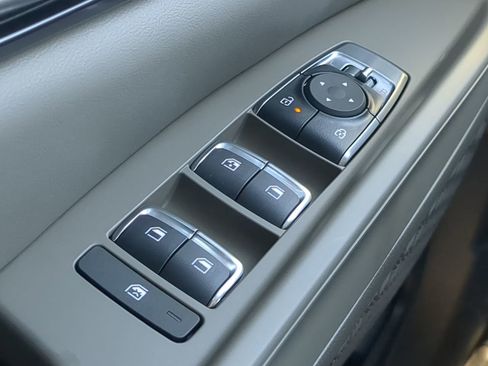 New 2026 Kia Carnival LXS image 26