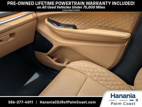 Used 2025 Jeep Grand Cherokee Summit AWD/4WD image 20
