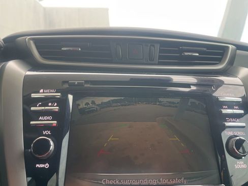 Used 2022 Nissan Murano SV FWD image 13