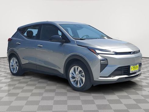 New 2027 Chevrolet Bolt LT w/ Comfort Package FWD image 3
