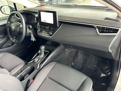 Used 2023 Toyota Corolla LE image 17