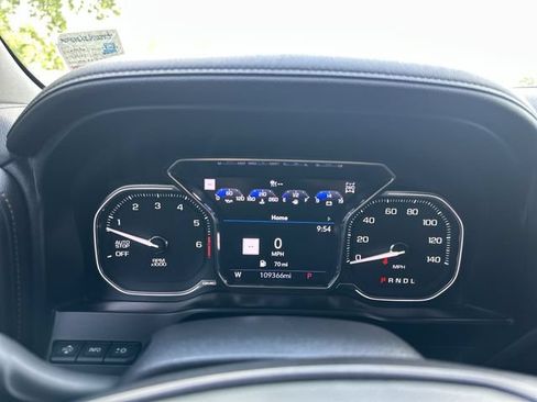 Used 2021 GMC Sierra 1500 AT4 w/ AT4 Value Package AWD/4WD image 18