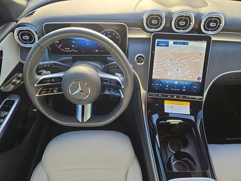 New 2026 Mercedes-Benz GLC 300 image 14