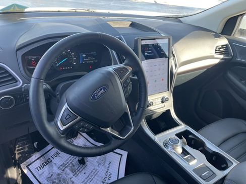 Used 2024 Ford Edge SEL w/ Convenience Package image 10