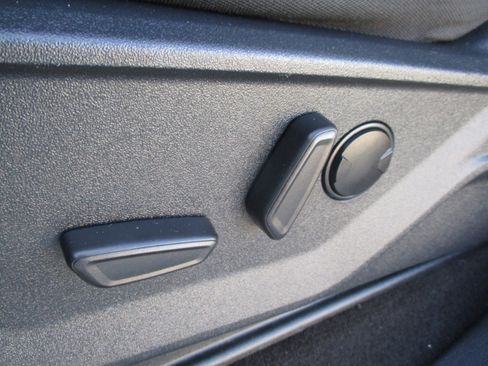 Used 2022 Ford F150 XLT w/ Equipment Group 302A High image 48