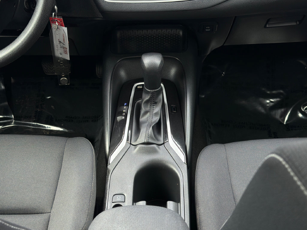 Used 2025 Toyota Corolla LE FWD image 13