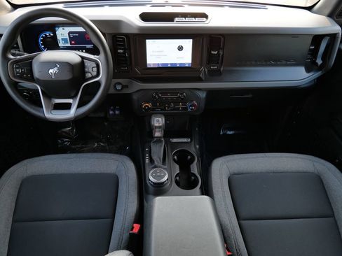 Certified 2022 Ford Bronco 4-Door AWD/4WD image 16