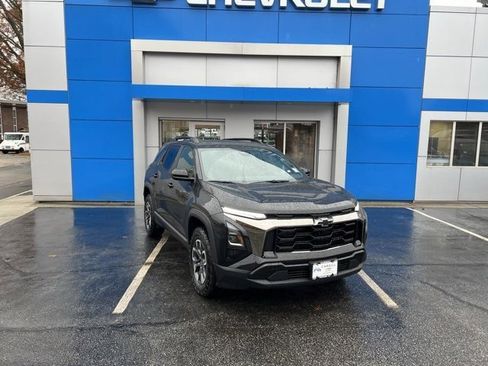 New 2026 Chevrolet Equinox ACTIV image 3