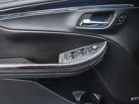 Used 2018 Chevrolet Impala Premier FWD image 23