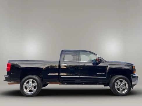 Used 2016 Chevrolet Silverado 2500 LTZ w/ LTZ Plus Package AWD/4WD image 7