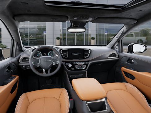 New 2026 Chrysler Pacifica Pinnacle w/ Trailer Tow Group image 14