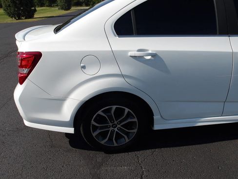 Used 2019 Chevrolet Sonic LT w/ Convenience Package FWD image 8