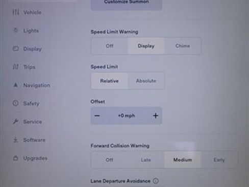 Used 2016 Tesla Model S 70D image 13