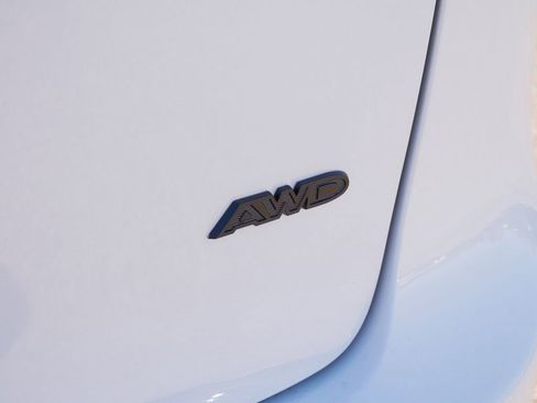 New 2026 Chrysler Pacifica Select image 15