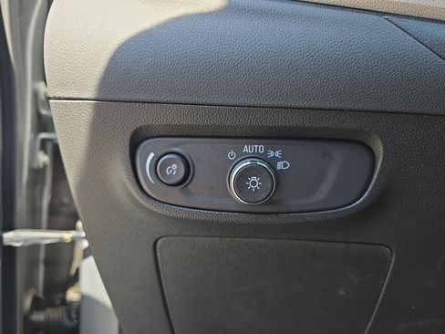 Used 2024 Buick Encore GX Preferred FWD image 24