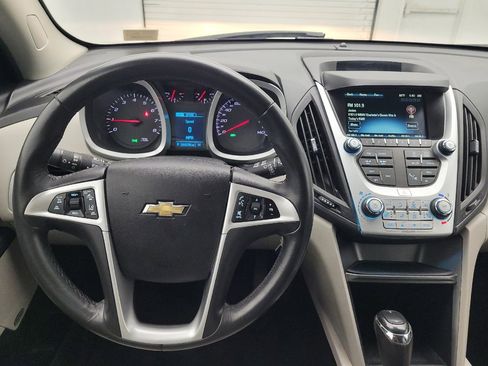 Used 2017 Chevrolet Equinox Premier w/ Enhanced Convenience Package FWD image 22