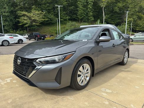 New 2025 Nissan Sentra S image 8
