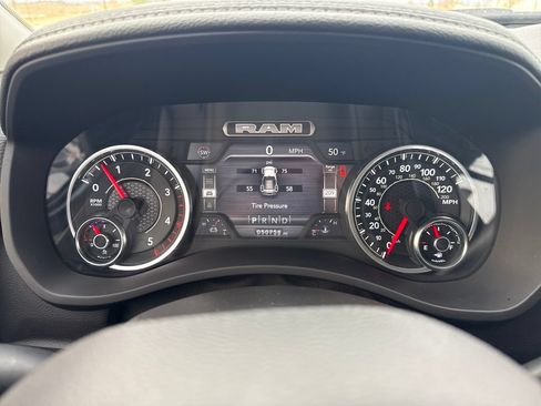 Used 2024 RAM 3500 Laramie AWD/4WD image 18