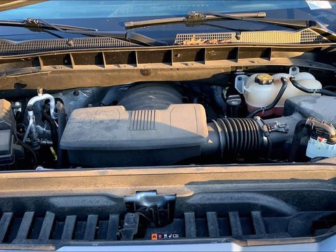 Used 2023 GMC Sierra 1500 Elevation image 32