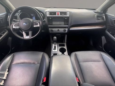 Used 2016 Subaru Outback 2.5i Limited AWD/4WD image 7