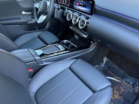 Certified 2025 Mercedes-Benz CLA 250 4MATIC image 17