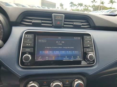 Used 2025 Nissan Versa SV image 21