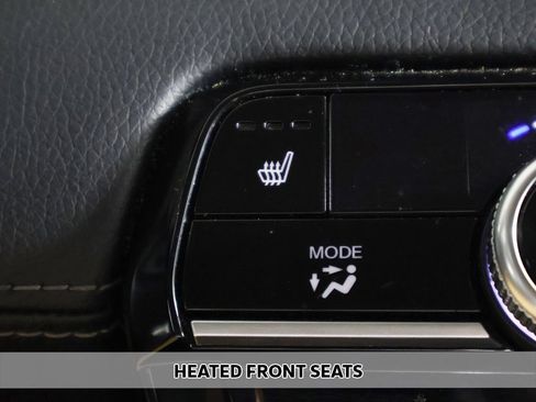 Used 2024 Honda Pilot Touring image 8