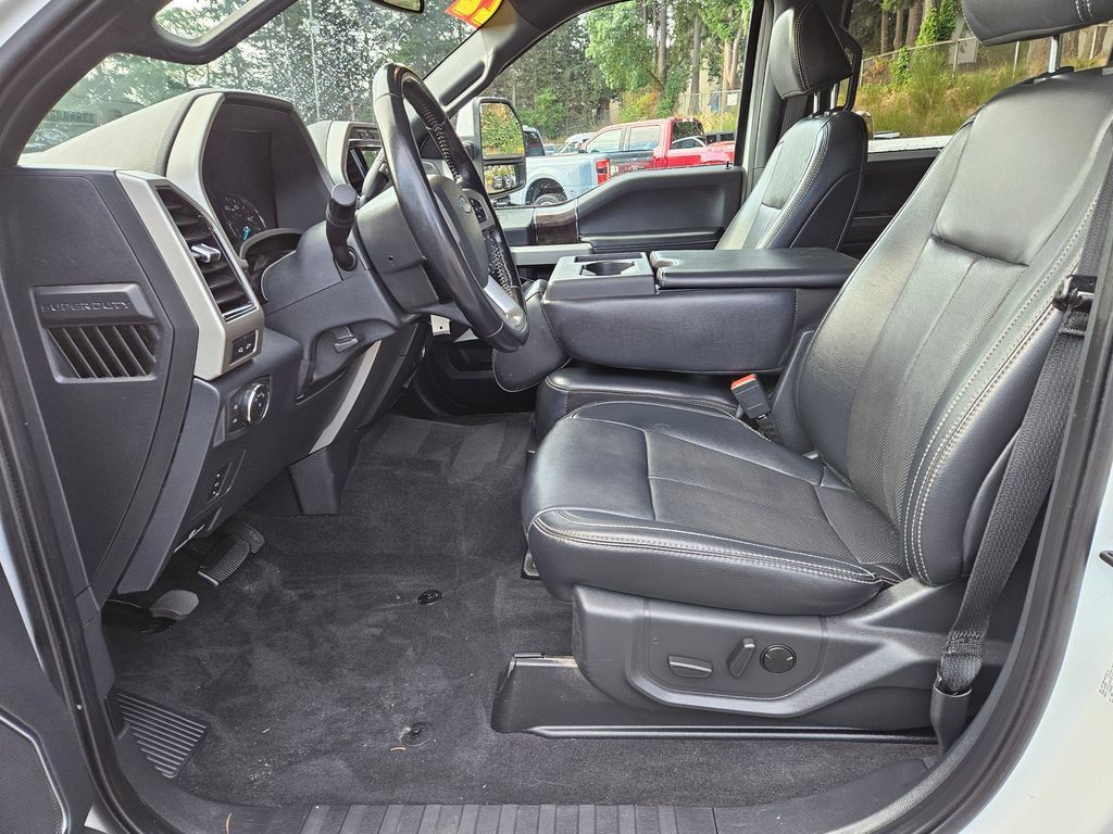 Used 2022 Ford F250 Lariat w/ Lariat Value Package AWD/4WD image 21