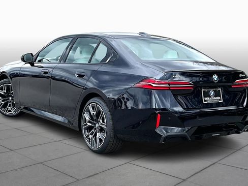New 2026 BMW 530i xDrive w/ M Sport Package AWD/4WD image 12