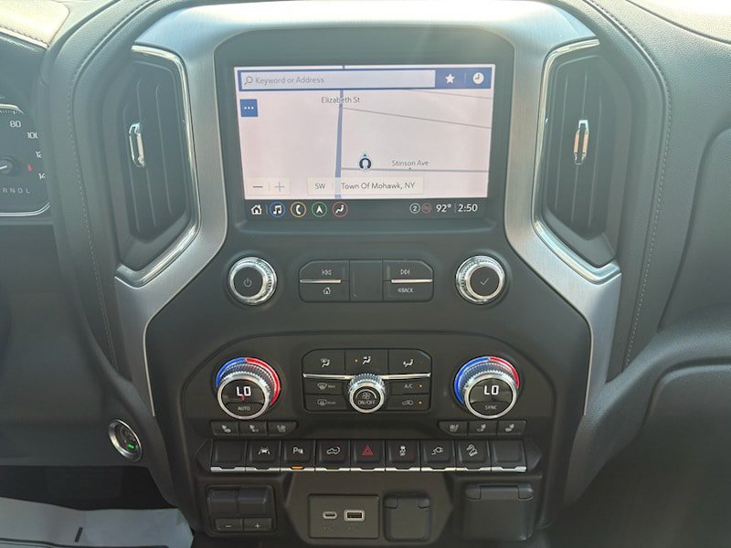 Used 2022 GMC Sierra 1500 SLT w/ SLT Premium Plus Package AWD/4WD image 9