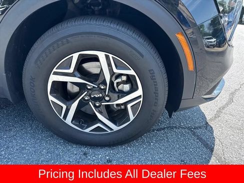 Certified 2023 Kia Sportage LX AWD/4WD image 2