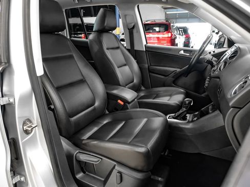 Used 2017 Volkswagen Tiguan Wolfsburg Edition AWD/4WD image 31