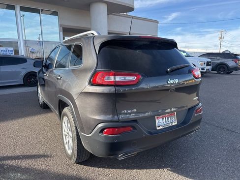 Used 2016 Jeep Cherokee Latitude w/ Safety/Convenience Group image 5