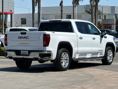 Certified 2021 GMC Sierra 1500 SLT w/ SLT Premium Plus Package AWD/4WD image 4