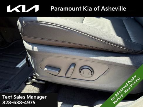 New 2026 Kia Sportage EX image 18