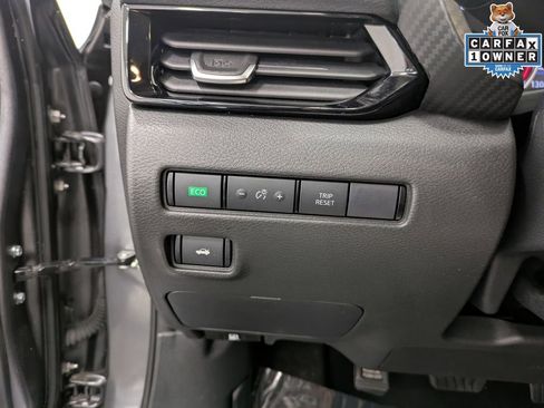 Used 2024 Nissan Sentra SV image 22