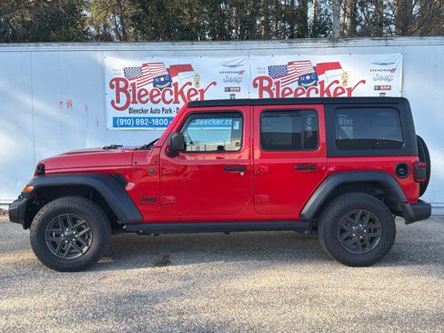 Used 2024 Jeep Wrangler Sport S image 7