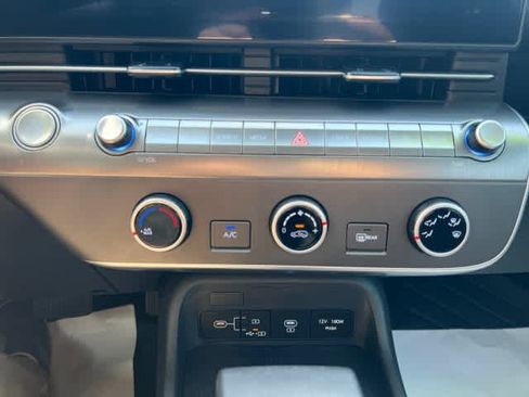 Used 2026 Hyundai Kona SE FWD image 30