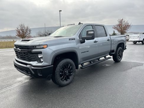 New 2026 Chevrolet Silverado 2500 Custom image 3