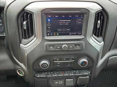 Used 2022 Chevrolet Silverado 1500 Custom RWD image 14