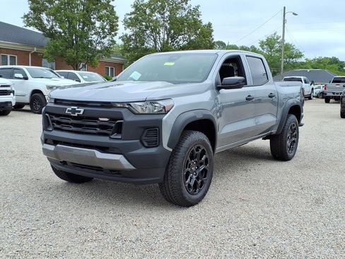 New 2026 Chevrolet Colorado Trail Boss AWD/4WD image 3