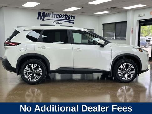 Used 2023 Nissan Rogue SV AWD/4WD image 4