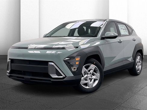 New 2026 Hyundai Kona SE image 2