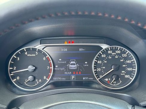 Used 2023 Nissan Altima 2.0 SR FWD image 17