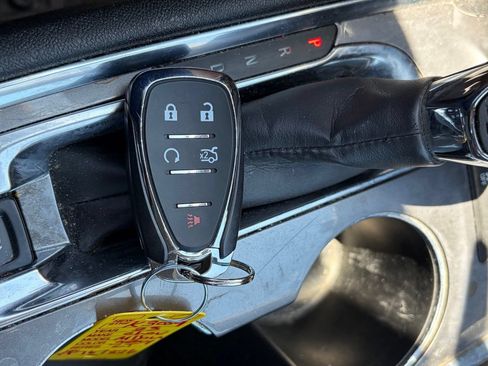 Used 2023 Chevrolet Malibu LT FWD image 13