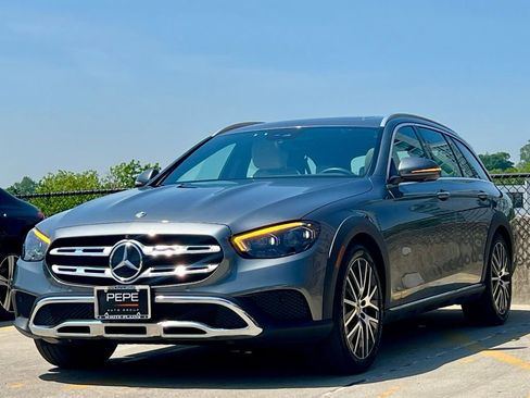 Certified 2023 Mercedes-Benz E 450 4MATIC All-Terrain Wagon image 4