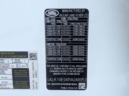 Certified 2024 Land Rover Range Rover Autobiography AWD/4WD image 35
