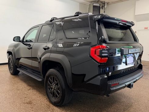 Used 2025 Toyota 4Runner SR5 AWD/4WD image 3