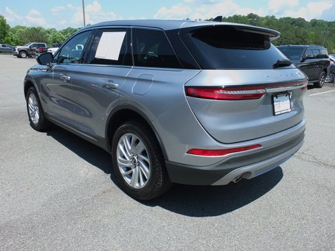 Used 2024 Lincoln Corsair FWD image 5